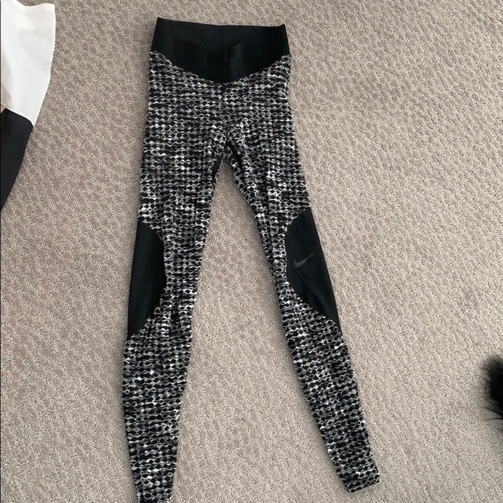 Thermal ish leggings